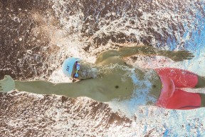 弗朗索瓦·霍尔茨豪伊泽：精准传球与强硬防守相结合，南非队的核心球员