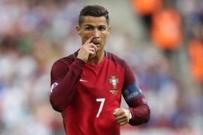 《王者荣耀》年度线上线下交互活动火热进行，王者荣耀线上座谈会