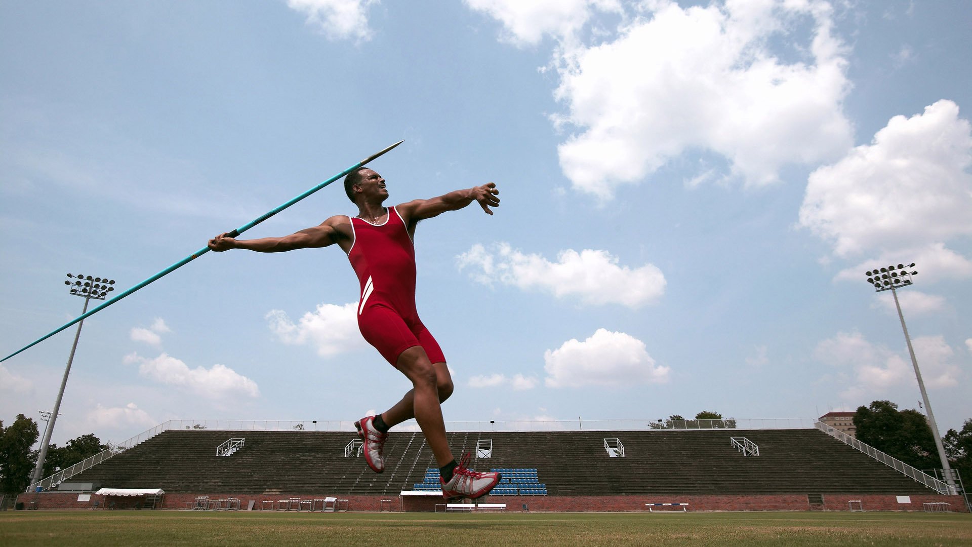 女子橄榄球赛事吸引全球关注，女子橄榄球战况